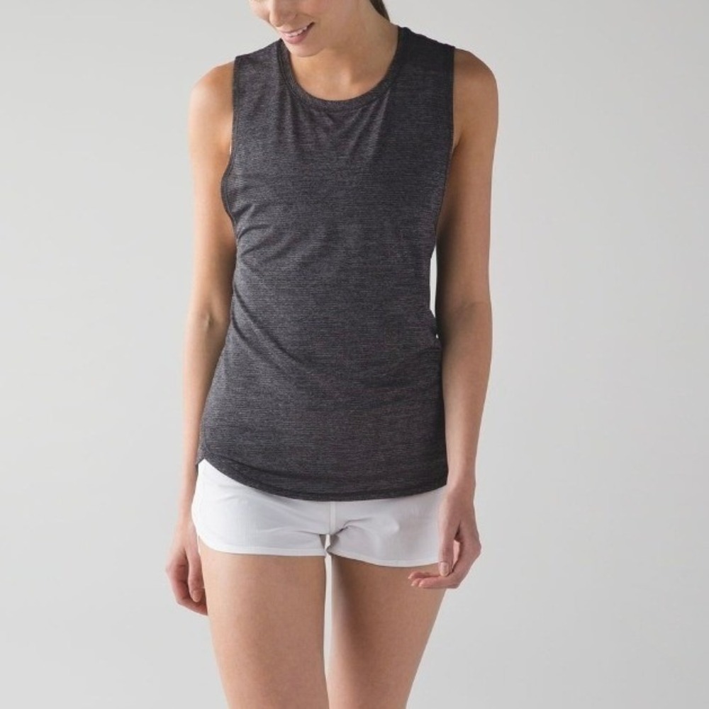 Lululemon In A Cinch Tank Heathered Black Seriously Light Luon Sz 8‎ Activewear